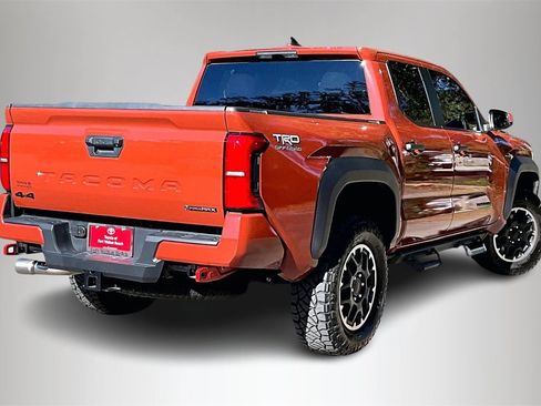 Used 2025 Toyota Tacoma TRD Off-Road image 5