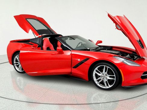Used 2014 Chevrolet Corvette Stingray Coupe RWD image 14