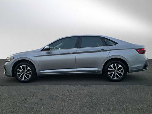 Used 2024 Volkswagen Jetta S image 6