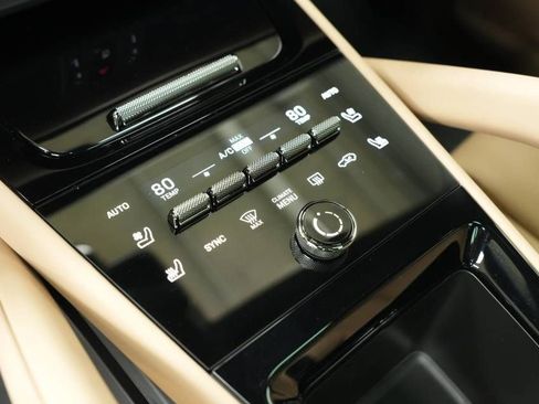 New 2026 Porsche Cayenne E-Hybrid AWD/4WD image 24