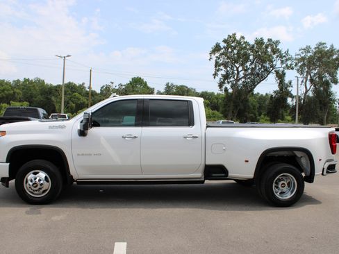 Used 2023 Chevrolet Silverado 3500 High Country image 3