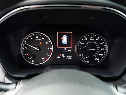 Used 2025 Subaru Outback AWD/4WD image 22