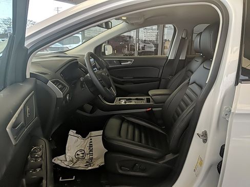 Certified 2024 Ford Edge SEL w/ Convenience Package image 12