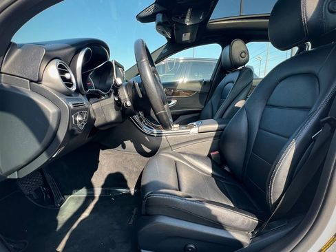 Used 2018 Mercedes-Benz C 300 Sedan image 16