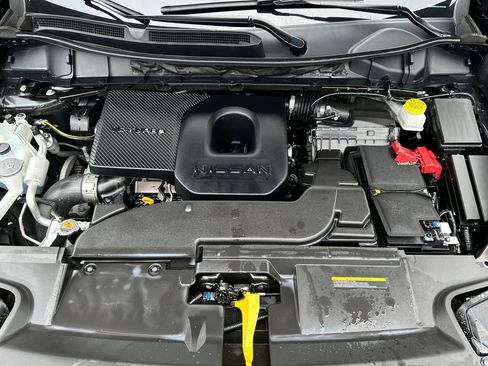 Used 2025 Nissan Murano SV AWD/4WD image 29
