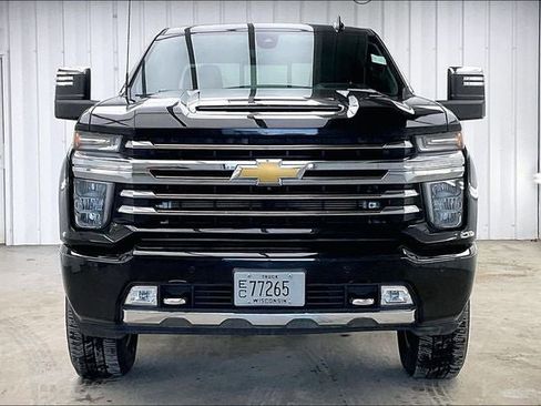 Used 2022 Chevrolet Silverado 3500 High Country AWD/4WD image 3