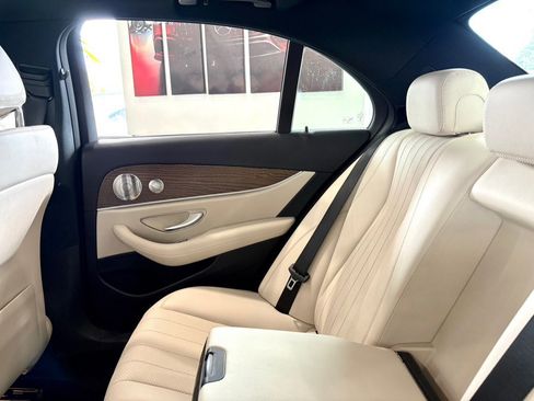 Used 2023 Mercedes-Benz E 350 4MATIC Sedan image 15