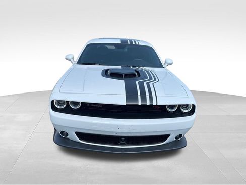 Used 2019 Dodge Challenger R/T Scat Pack w/ Shaker Package RWD image 8