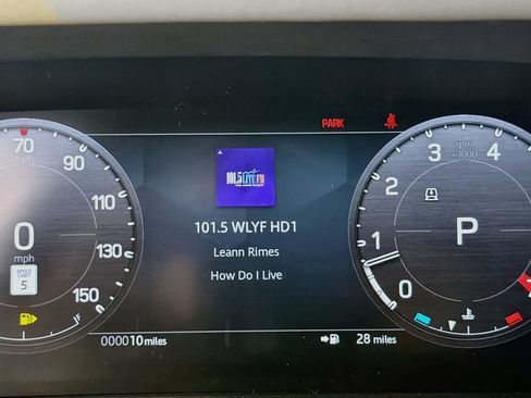 New 2026 Land Rover Defender 110 S AWD/4WD image 12