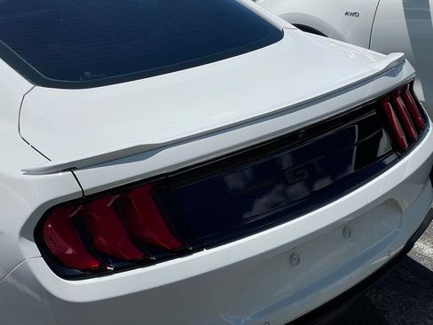 Used 2021 Ford Mustang GT RWD image 31