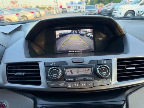 Used 2016 Honda Odyssey EX-L image 17