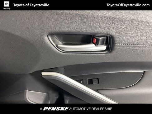 Used 2026 Toyota Corolla Cross XLE w/ Convenience Package image 21