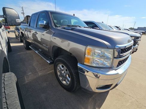 Used 2013 Chevrolet Silverado 2500 LTZ w/ LTZ Plus Package AWD/4WD image 5