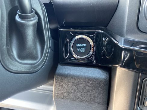 New 2026 Ford F250 Lariat w/ Black Appearance Package image 33