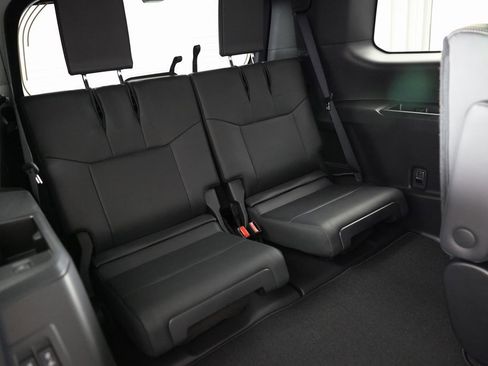 Used 2025 Lexus GX 550 w/ Accessory Package (Z1) image 14