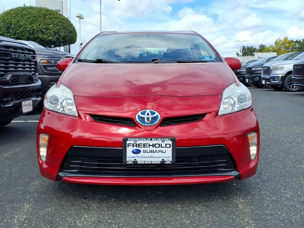 Used 2014 Toyota Prius Four FWD image 2