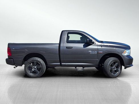 Used 2018 RAM 1500 Express image 3