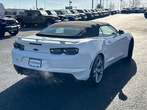 Used 2022 Chevrolet Camaro LT image 3