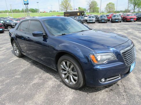Used 2014 Chrysler 300 S image 7