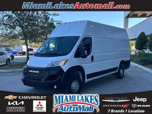 Used 2025 RAM ProMaster 3500 w/ Convenience Group image 1