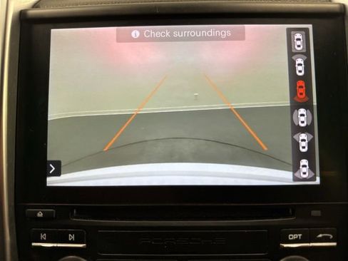 Used 2018 Porsche Cayenne Platinum Edition image 31