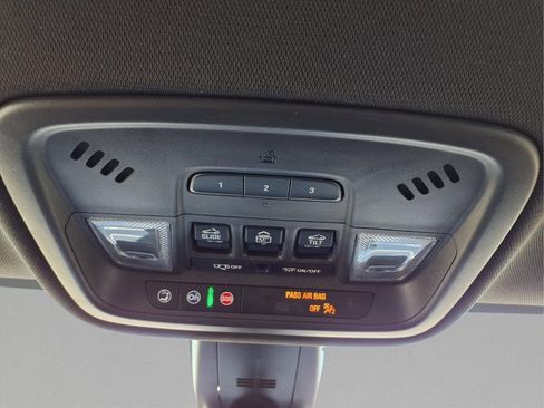 Used 2023 Chevrolet Traverse RS w/ LPO, Floor Liner Package AWD/4WD image 35