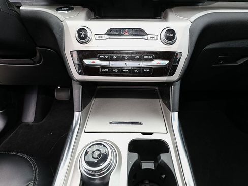 Used 2023 Ford Explorer XLT w/ Equipment Group 202A image 18