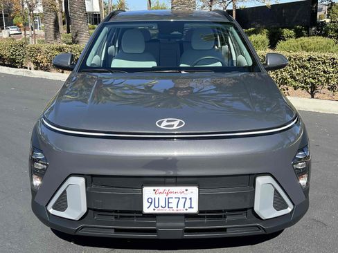 Used 2024 Hyundai Kona SEL image 14