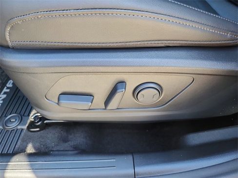 New 2025 Hyundai Santa Cruz SEL image 17