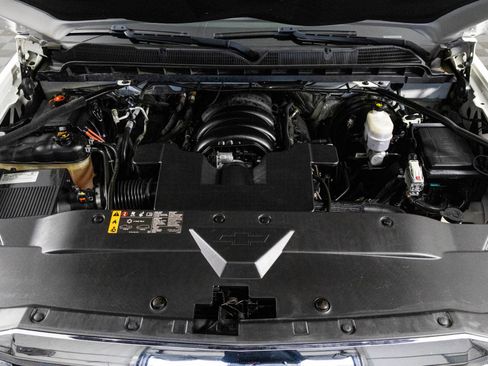 Used 2018 Chevrolet Silverado 1500 LT w/ All Star Edition image 44