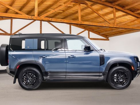 Used 2023 Land Rover Defender 110 X-Dynamic SE AWD/4WD image 6