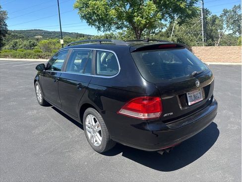 Used 2013 Volkswagen Jetta TDI FWD image 9