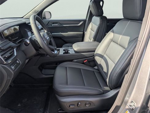 New 2026 GMC Acadia Elevation w/ Black Edition FWD image 29