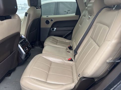 Used 2018 Land Rover Range Rover Sport HSE image 7
