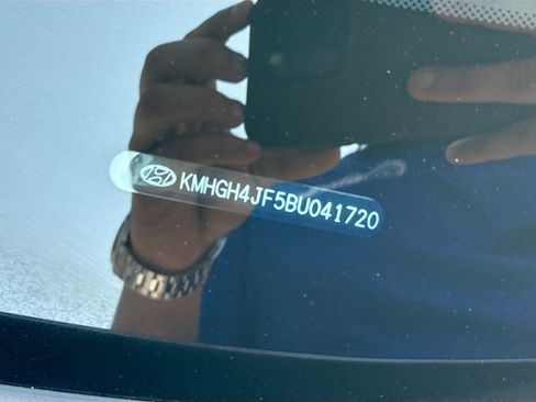 Used 2011 Hyundai Equus Signature image 37