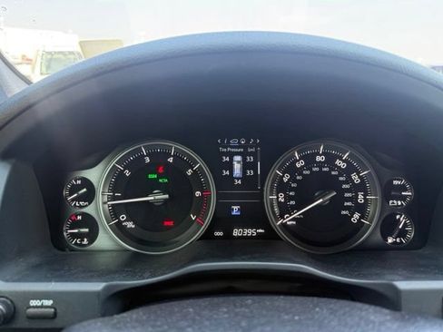 Used 2018 Toyota Land Cruiser w/ Preferred Accessory Package AWD/4WD image 19