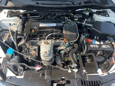 Used 2015 Honda Accord EX-L image 41