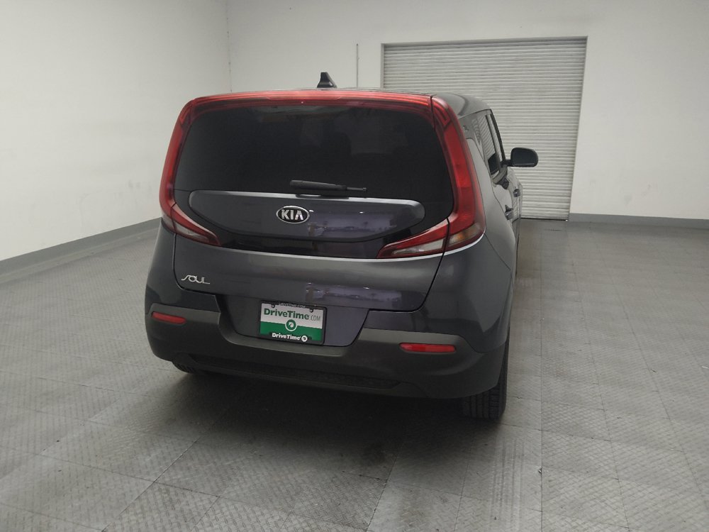 Used 2021 Kia Soul LX FWD image 7
