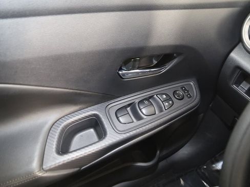 Used 2020 Nissan Versa SV image 24