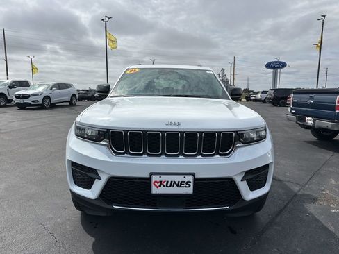 New 2026 Jeep Grand Cherokee Laredo X AWD/4WD image 19