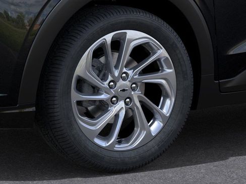 New 2027 Chevrolet Bolt LT image 9