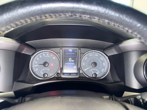 Used 2021 Toyota Tacoma Limited AWD/4WD image 42