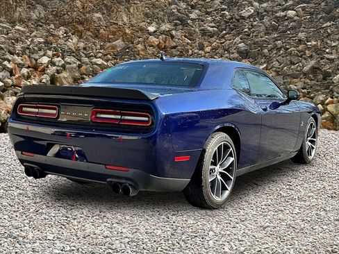 Used 2015 Dodge Challenger R/T Scat Pack image 2