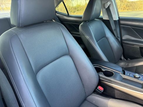 Used 2019 Lexus IS 300 IS 300 Sedan 4D image 24