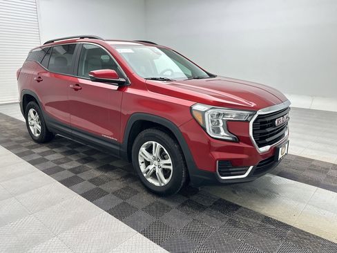 Used 2022 GMC Terrain SLE w/ Driver Convenience Package image 7