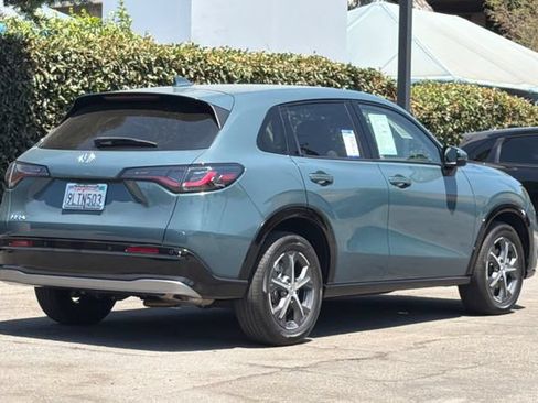 Certified 2024 Honda HR-V EX-L image 4