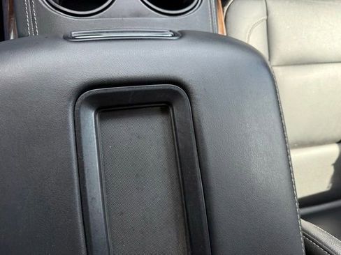 Used 2019 Chevrolet Tahoe LT RWD image 43