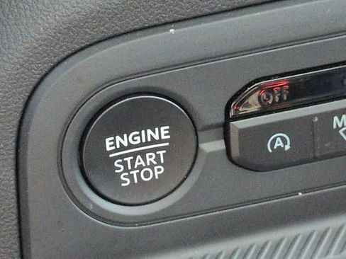 Certified 2025 Ford Bronco Sport Outer Banks w/ Outer Banks Tech Package+ AWD/4WD image 29