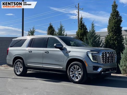 Used 2025 GMC Yukon XL Denali w/ Advanced Technology Package AWD/4WD image 13