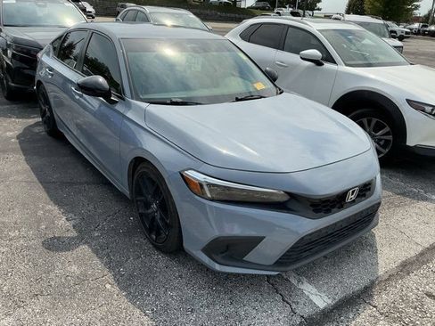 Used 2022 Honda Civic Sport image 4